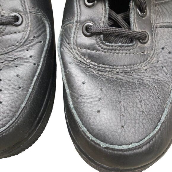 Rare 2017 Nike Air Force 1 Boot Size 9.5 Black - Picture 11 of 16